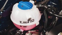 coolant vacuum filler