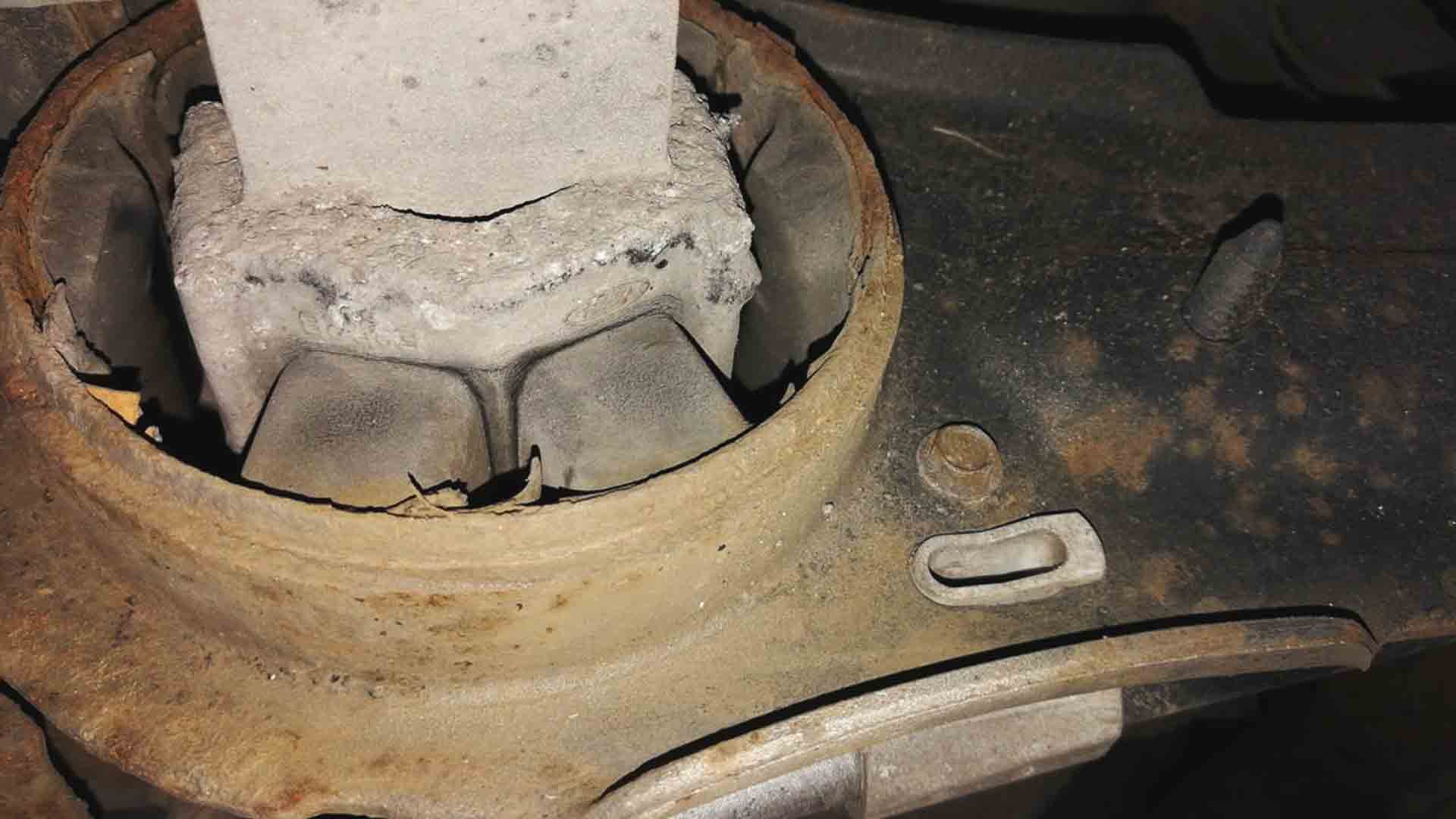 ford mondeo rear trailing arm bush replacement cost
