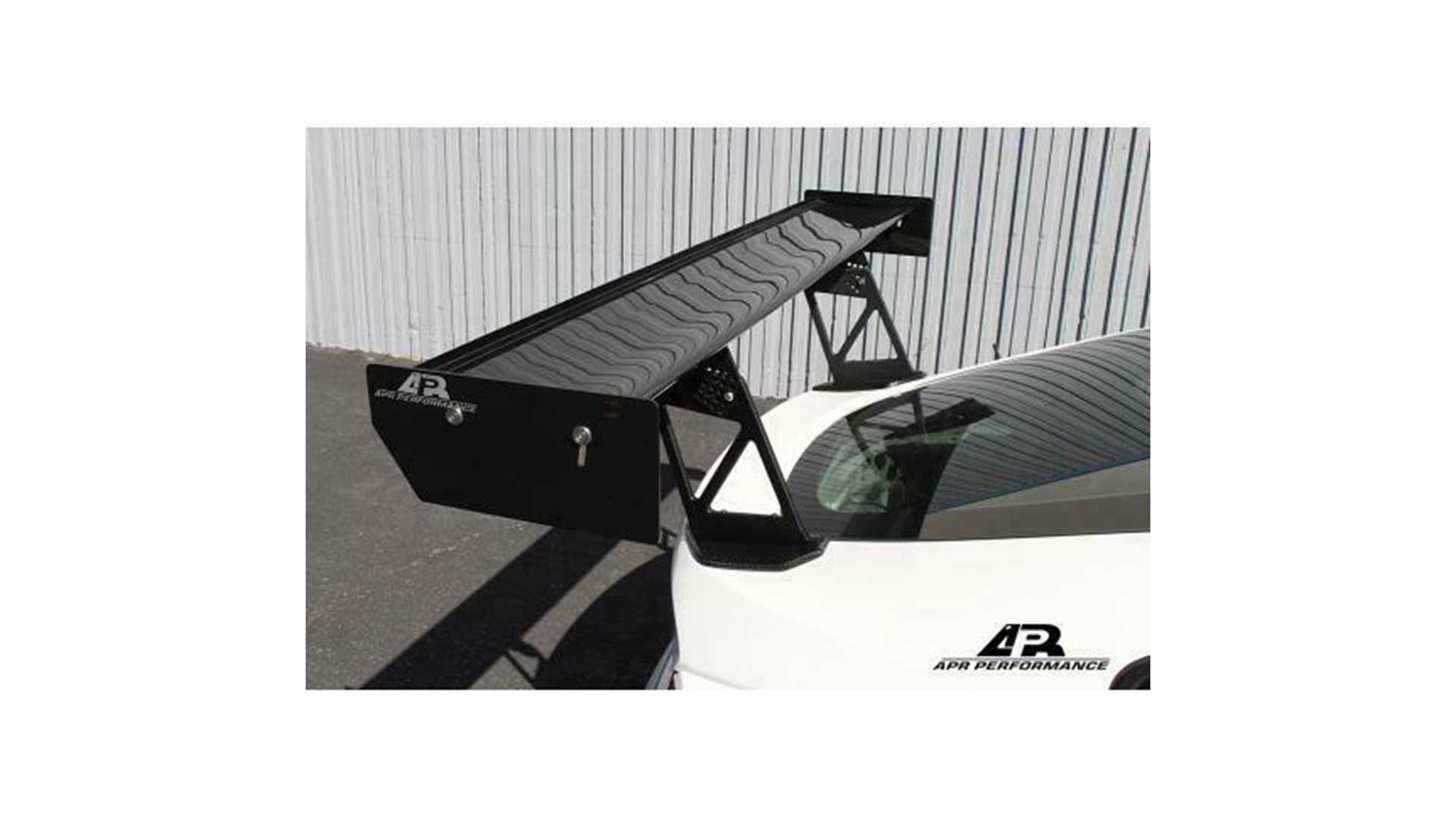 apr bmw z4 e86 carbon fibre gt-250 rear spoiler as-206141