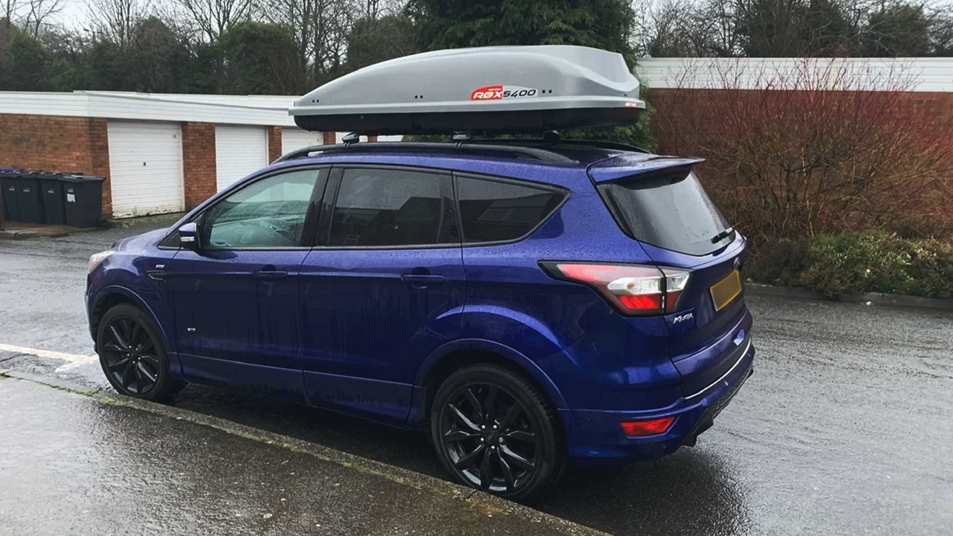 Roof Rack CRV135 Compatible with Ford Kuga from 2013 5 Door VDPMAA320 Roof Box 320 Litres Lockable Black Matt