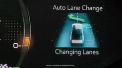 auto lane changes on display setting car